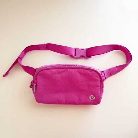 lululemon Everywhere Belt Bag Mini Ripstop Mauve/ Sakura pink - Picture 1 of 4